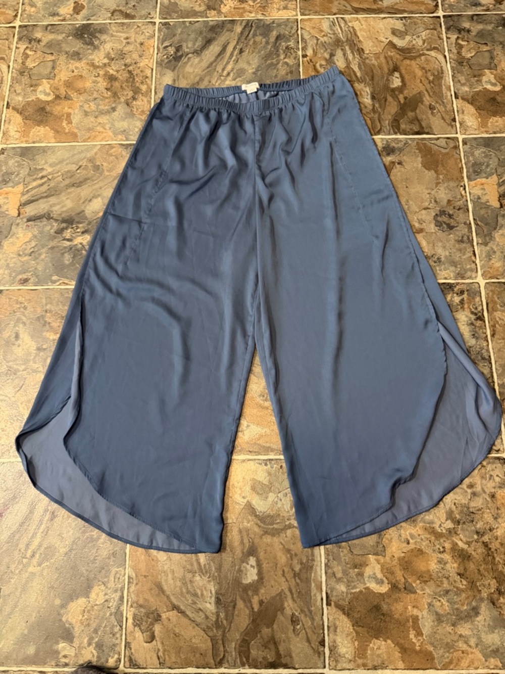 UpWest Flowing Wide-Leg Split Hem Pants in Slate
